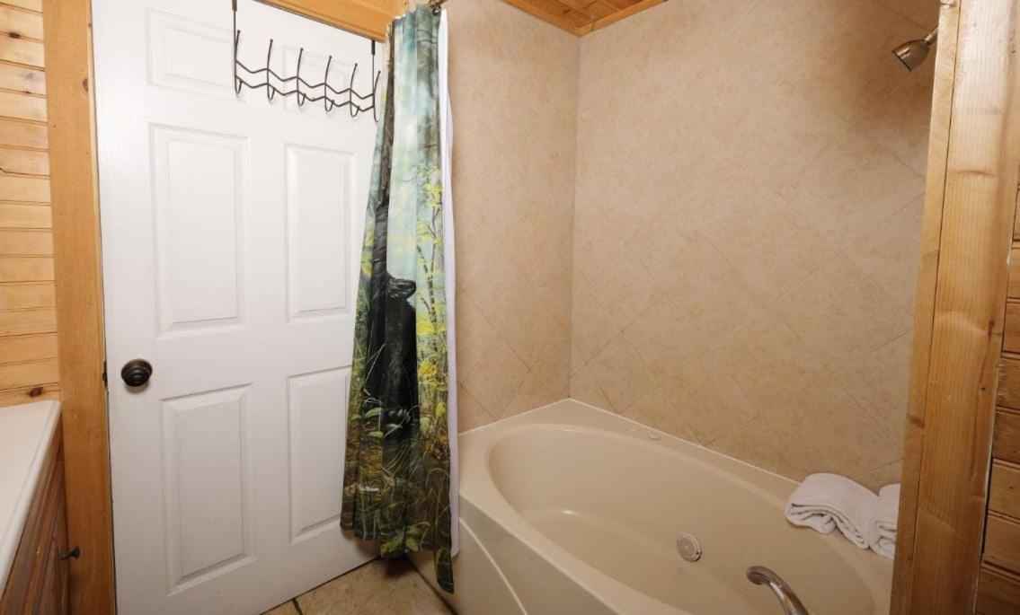 Vila Smoky View With A Twist Pigeon Forge Exteriér fotografie