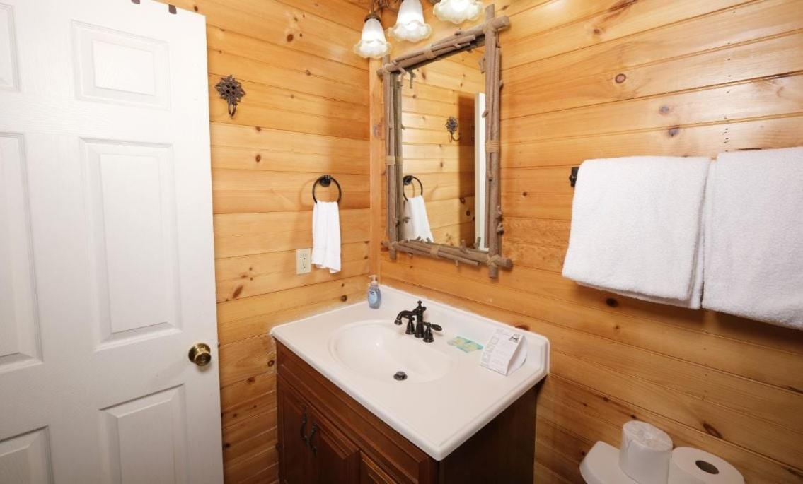 Vila Smoky View With A Twist Pigeon Forge Exteriér fotografie