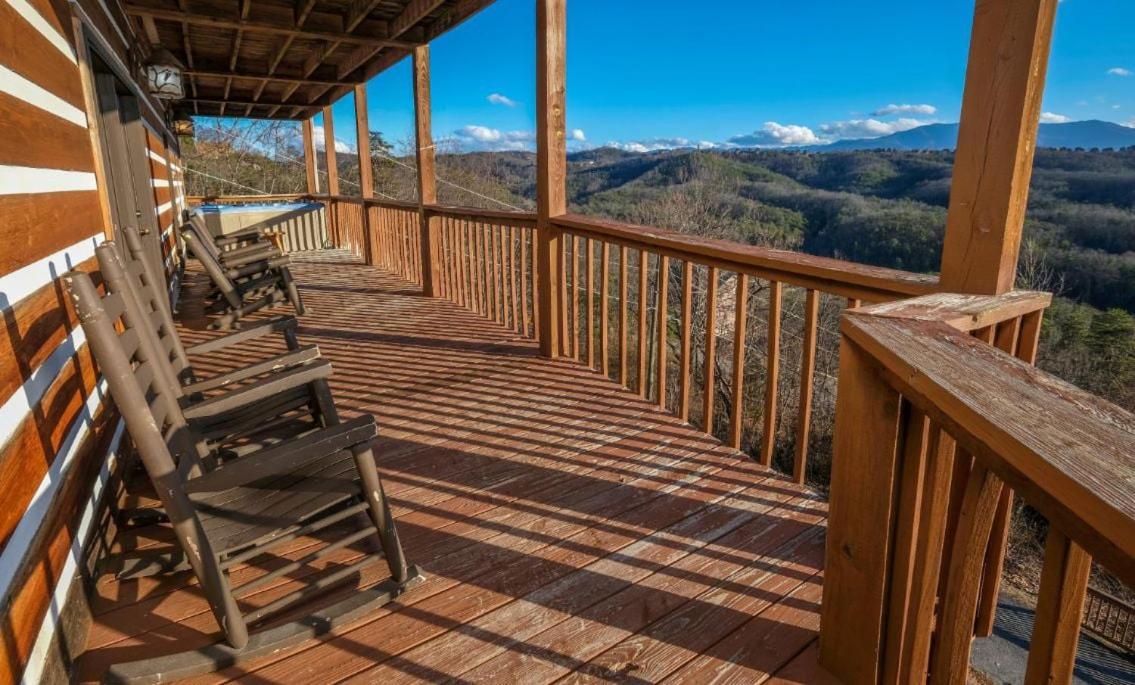 Vila Smoky View With A Twist Pigeon Forge Exteriér fotografie